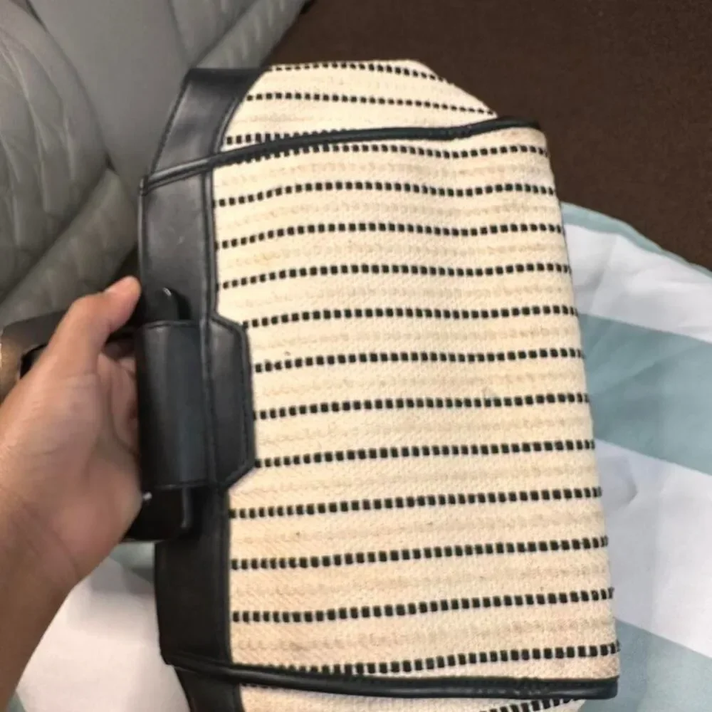 Nine West black cream